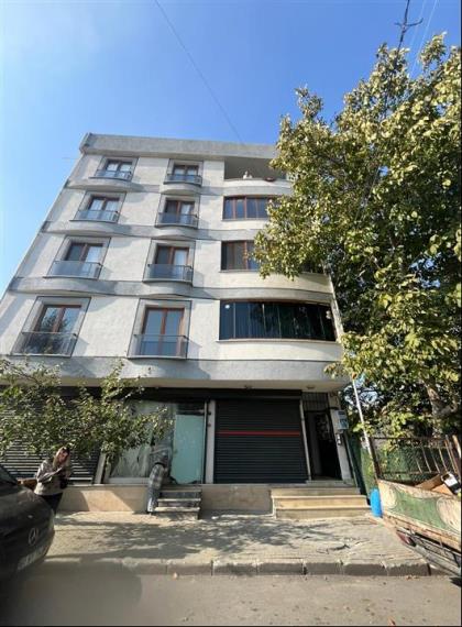 FİRUZKÖY-YEŞİLKENT SINIRINDA KİRALIK 2+1 DAİRE