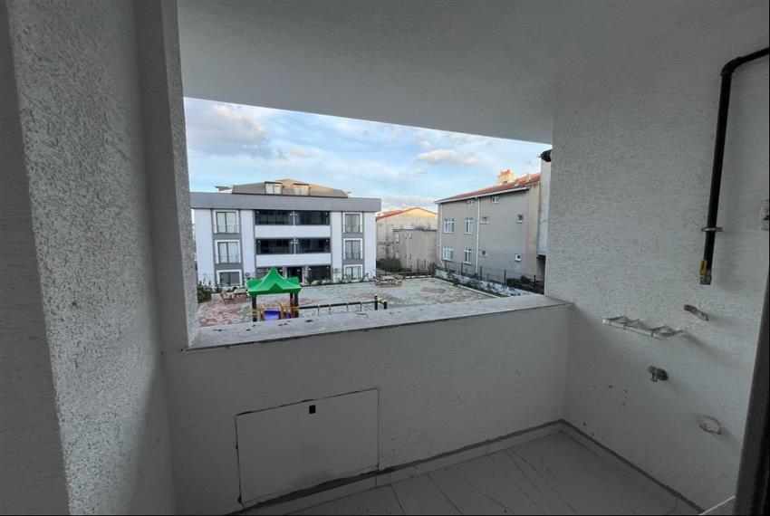 FİRUZKÖY SİTE İÇERİSİNDE SIFIR 2+1 DAİRE