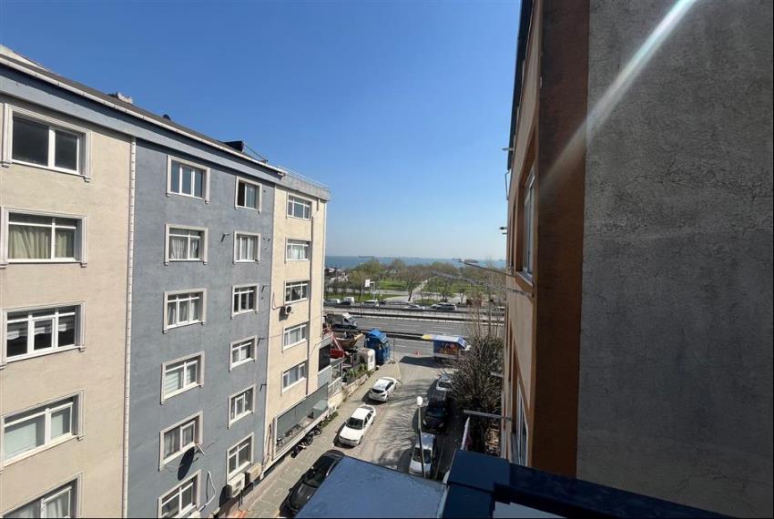 E-5 DİBİNDE - GÖL VE DENİZ MANZARALI TERASLI 2+1 DAİRE - SIFIR BİNA